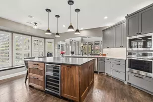 9025 Thompson Dr, Lantana, TX 76226 - Photo 11