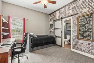 9025 Thompson Dr, Lantana, TX 76226 - Photo 23