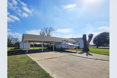 1205 W Trinity Street, Groesbeck, TX 76642 - Photo 25