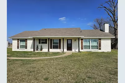 1205 W Trinity Street, Groesbeck, TX 76642 - Photo 1
