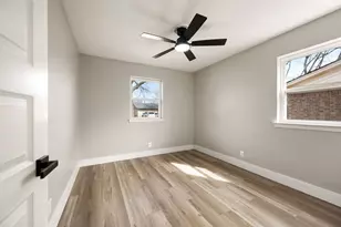 5832 Rosalyn Dr, Watauga, TX 76148 - Photo 13