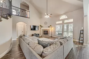 7156 Playa Imperial Ln, Grand Prairie, TX 75054 - Photo 15