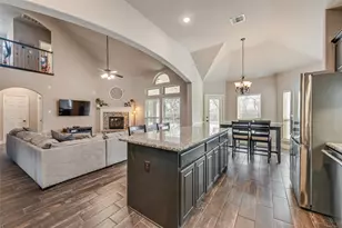 7156 Playa Imperial Ln, Grand Prairie, TX 75054 - Photo 11