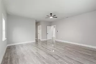 1914 Leath St, Dallas, TX 75212 - Photo 9