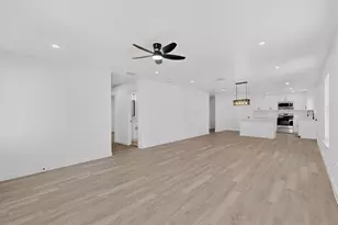 8650 Comer Dr, Dallas, TX 75217 - Photo 9