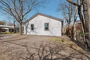 8650 Comer Dr, Dallas, TX 75217 - Photo 37