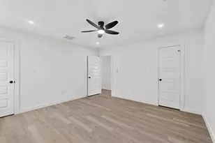 8650 Comer Dr, Dallas, TX 75217 - Photo 21