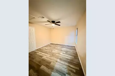 3827 Biglow Drive, Dallas, TX 75216 - Photo 7