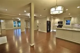 6003 Oakwood Ct, Granbury, TX 76049 - Photo 9