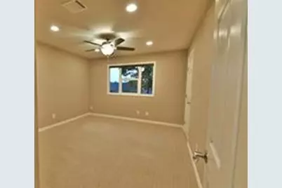 6003 Oakwood Court, Granbury, TX 76049 - Photo 27