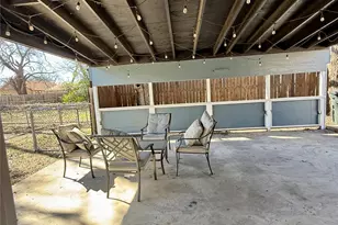 408 E Akard St, Weatherford, TX 76086 - Photo 27