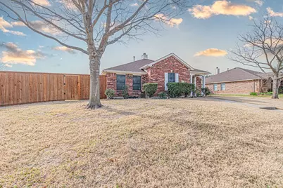 2812 Preston Creek, Mesquite, TX 75181 - Photo 3
