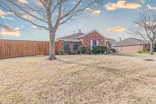 2812 Preston Creek, Mesquite, TX 75181 - Photo 3