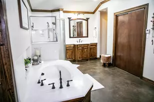 917 East St, Graham, TX 76450 - Photo 15