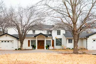 917 East St, Graham, TX 76450 - Photo 1