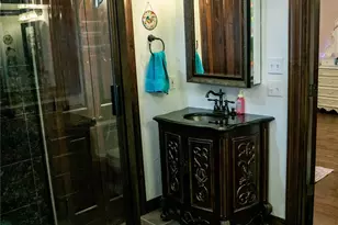 917 East St, Graham, TX 76450 - Photo 29