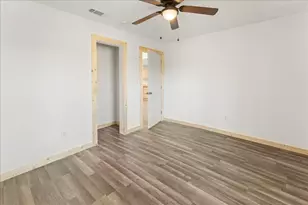 403 Halesboro St, Bogata, TX 75417 - Photo 11