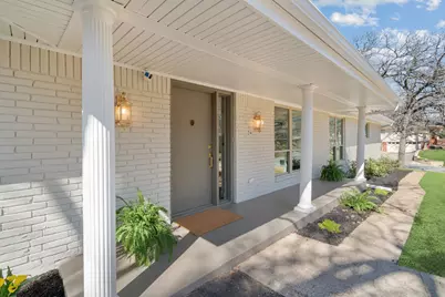 1306 Driftwood Drive, Euless, TX 76040 - Photo 3