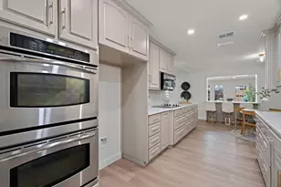 1306 Driftwood Dr, Euless, TX 76040 - Photo 17