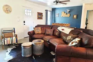 3227 Sunrise Ct, Granbury, TX 76048 - Photo 5