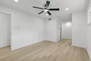 6858 Freemont St, Dallas, TX 75231 - Photo 15