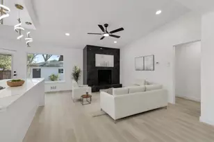 6858 Freemont St, Dallas, TX 75231 - Photo 3