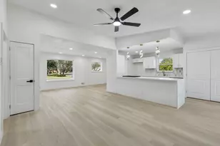6858 Freemont St, Dallas, TX 75231 - Photo 11