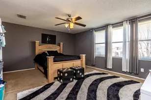 1512 Golden Grass Dr, Lancaster, TX 75134 - Photo 31