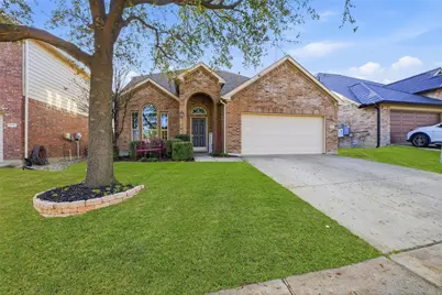 8933 Golden Sunset Trail, Fort Worth, TX 76244 - Photo 3