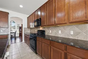 8933 Golden Sunset Trail, Fort Worth, TX 76244 - Photo 9