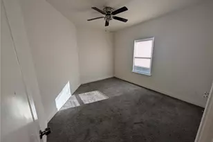 2550 Eugene St, Dallas, TX 75215 - Photo 7