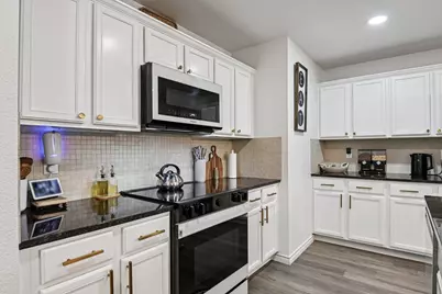 219 Chimney Rock Drive, Waxahachie, TX 75167 - Photo 11