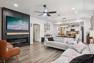 219 Chimney Rock Dr, Waxahachie, TX 75167 - Photo 3