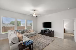 1416 Lakeview Dr, Pelican Bay, TX 76020 - Photo 5