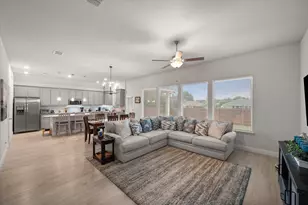 1416 Lakeview Dr, Pelican Bay, TX 76020 - Photo 7