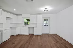 121 Circle Dr, Bogata, TX 75417 - Photo 5