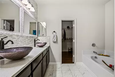 1332 Lucchese Lane, Dallas, TX 75253 - Photo 3