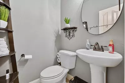 7240 Bucanero, Grand Prairie, TX 75054 - Photo 9