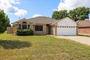 1526 Berry Patch Ln, Granbury, TX 76048 - Photo 3