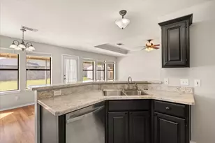1526 Berry Patch Ln, Granbury, TX 76048 - Photo 11