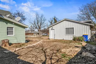 442 W McCart St, Krum, TX 76249 - Photo 27