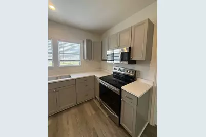 442 W McCart Street, Krum, TX 76249 - Photo 9