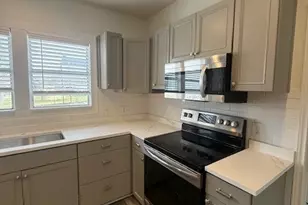 442 W McCart St, Krum, TX 76249 - Photo 9