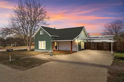 442 W McCart Street, Krum, TX 76249 - Photo 1