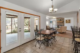 101 E Beverly Dr, Malakoff, TX 75148 - Photo 9