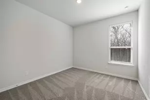 519 Mockingbird Ln, Denton, TX 76205 - Photo 11