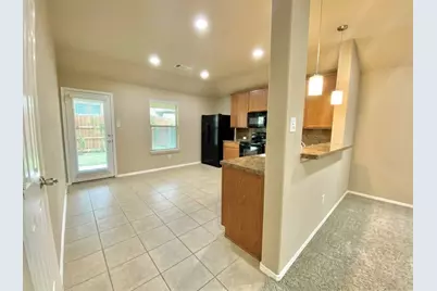 421 Goldstone Lane, Fort Worth, TX 76131 - Photo 3