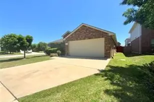 421 Goldstone Ln, Fort Worth, TX 76131 - Photo 15