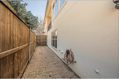 3827 Holland Avenue #B, Dallas, TX 75219 - Photo 35