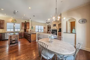 3827 Holland Ave, Dallas, TX 75219 - Photo 9